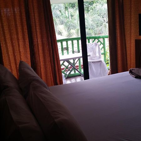 Casa De Miguelitos Hotel Tagaytay City Ngoại thất bức ảnh