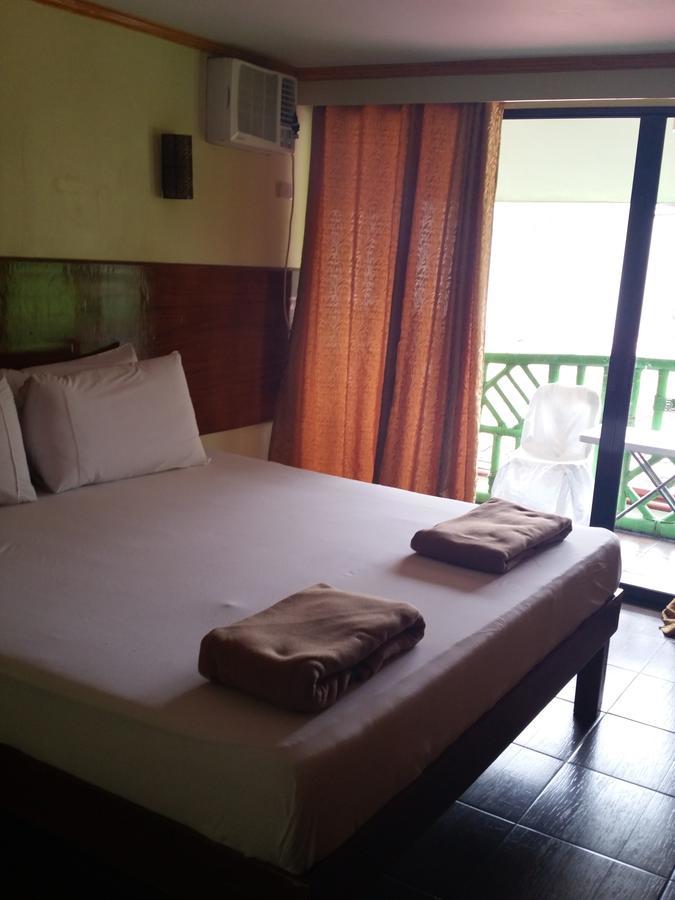 Casa De Miguelitos Hotel Tagaytay City Ngoại thất bức ảnh