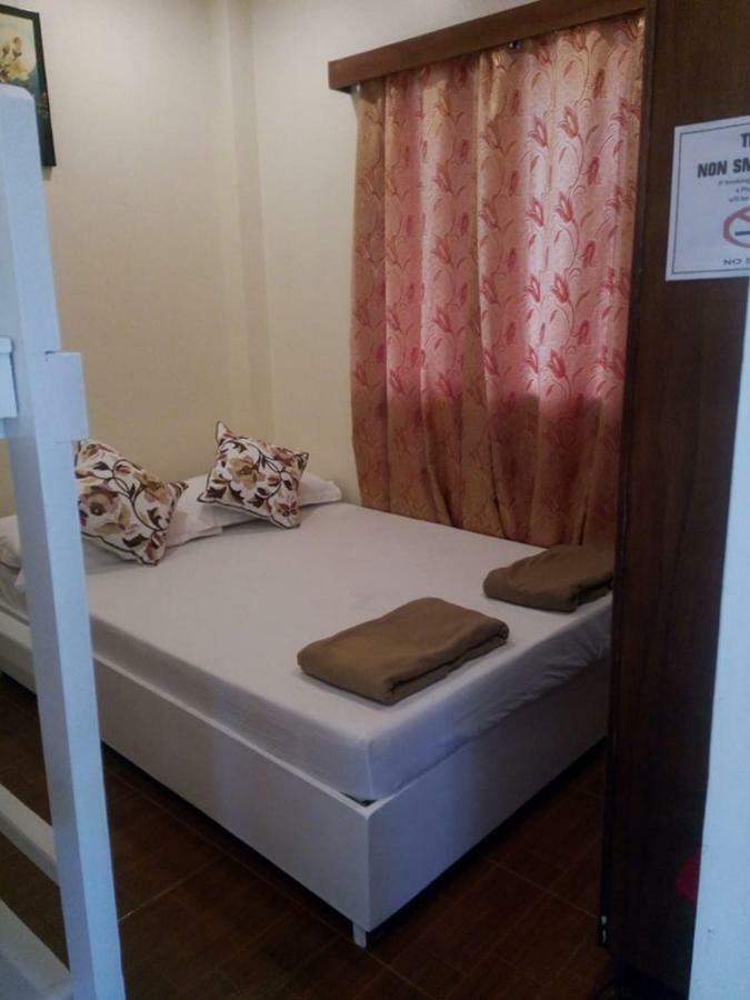 Casa De Miguelitos Hotel Tagaytay City Ngoại thất bức ảnh